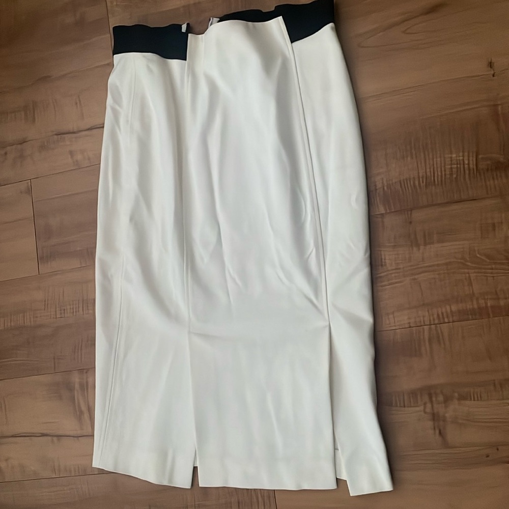 Pencil skirt